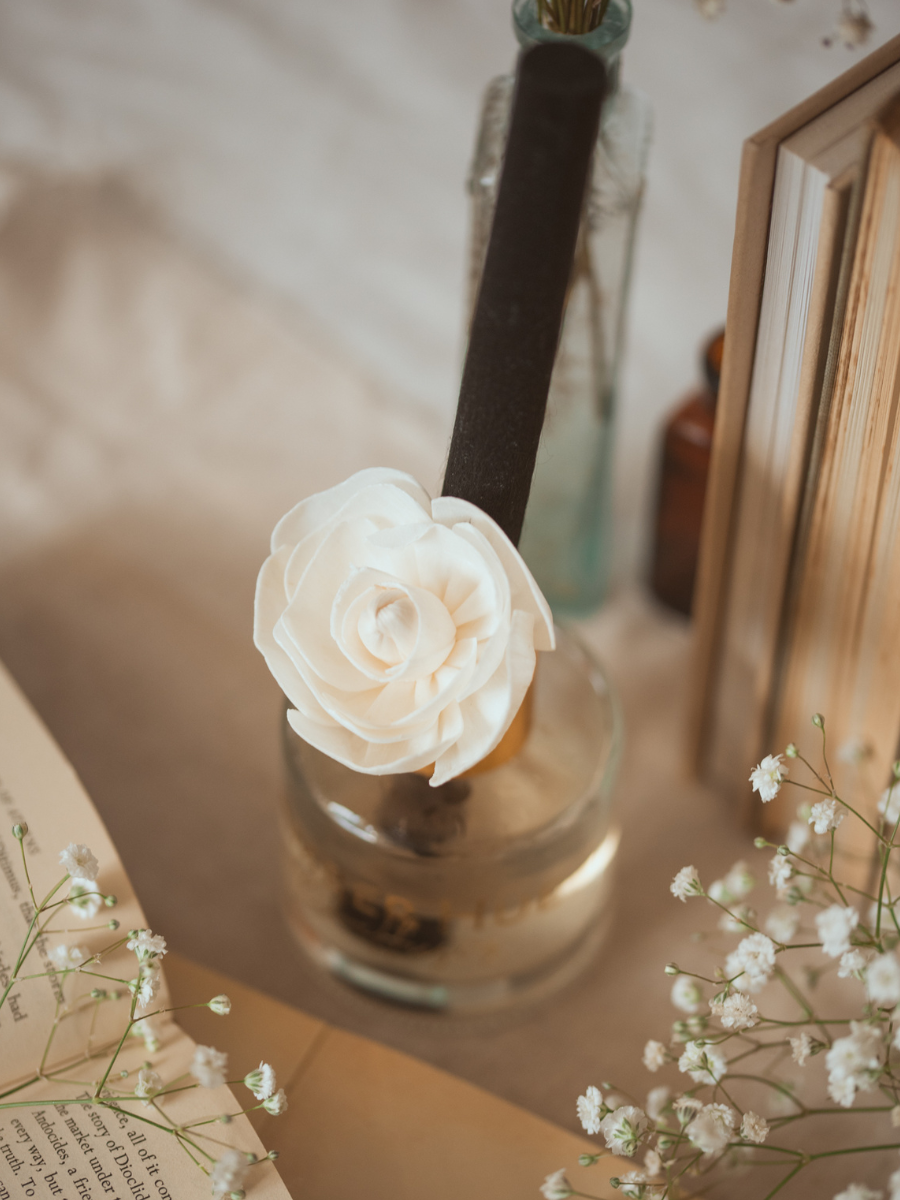 Flower Reed Diffuser- 100ml : Clean Cotton